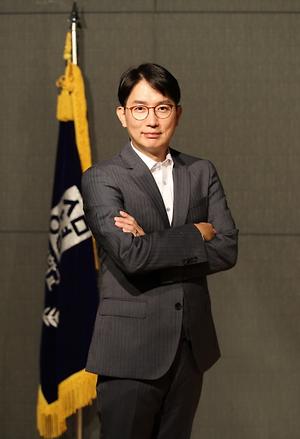 김민석 사진
